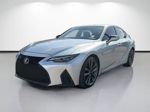 Used 2024 Lexus IS 350 F Sport RWD image 7
