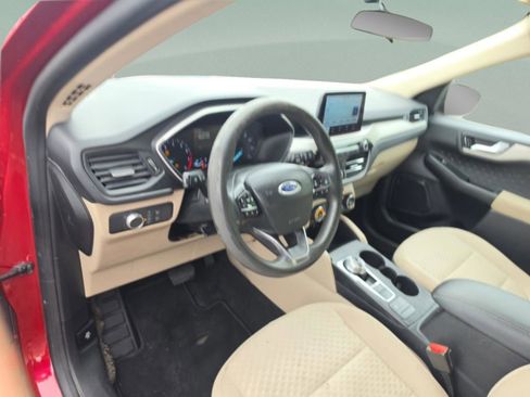 Used 2020 Ford Escape SE FWD image 13