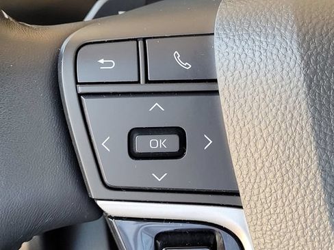 Certified 2025 Toyota Camry SE w/ Convenience Package FWD image 29