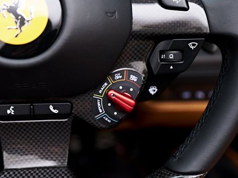 Used 2022 Ferrari F8 Tributo image 76