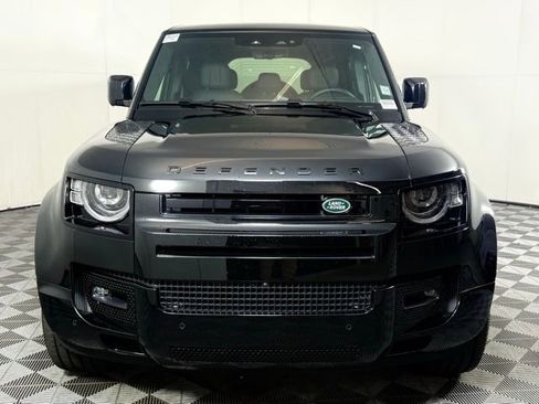 New 2025 Land Rover Defender 110 V8 image 11