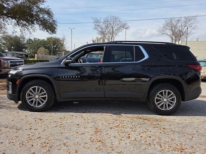 Used 2023 Chevrolet Traverse LT