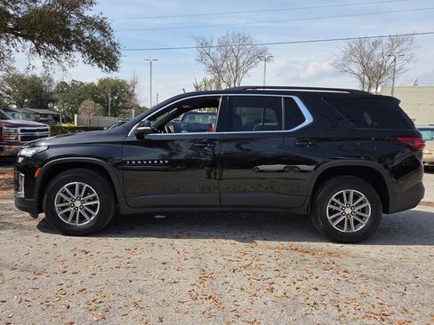 Used 2023 Chevrolet Traverse LT image 4