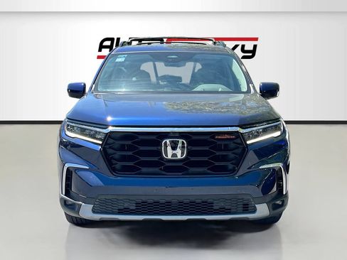 Used 2024 Honda Pilot Elite image 2