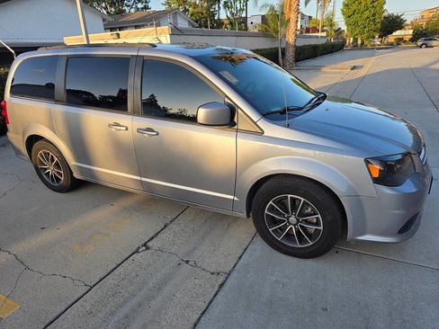 Used 2018 Dodge Grand Caravan GT FWD image 17