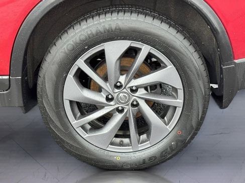 Used 2016 Nissan Rogue SL w/ SL Premium Package AWD/4WD image 7