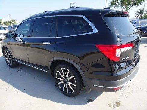 Used 2019 Honda Pilot Touring image 6