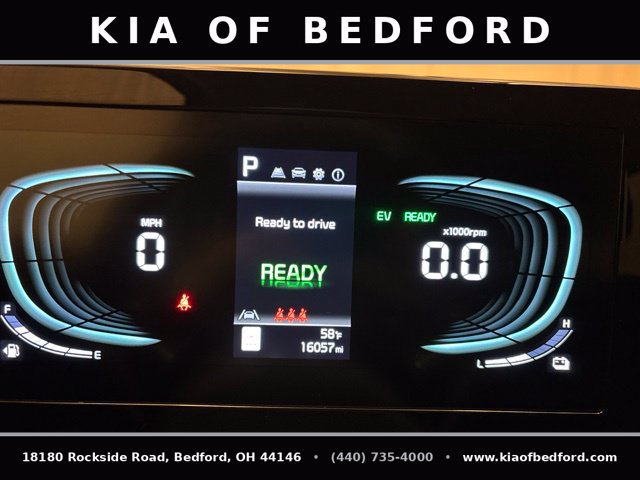 Certified 2025 Kia Sportage LX FWD image 17