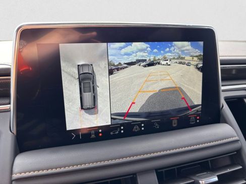 Used 2023 GMC Yukon XL AT4 w/ AT4 Premium Plus Package image 17