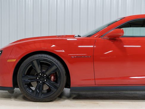 Used 2012 Chevrolet Camaro ZL1 RWD image 3