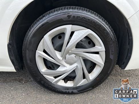 Certified 2024 Subaru Impreza 2.0i image 27