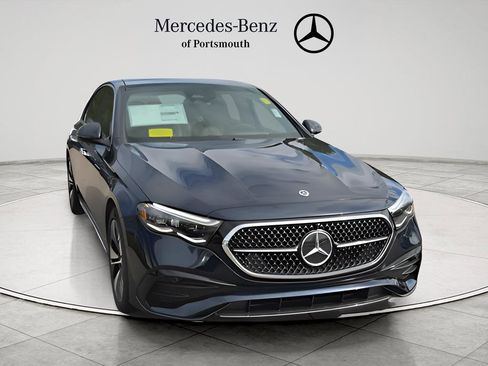 New 2026 Mercedes-Benz E 350 4MATIC Sedan image 3