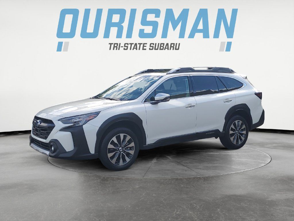 Certified 2025 Subaru Outback Touring XT AWD/4WD image 2