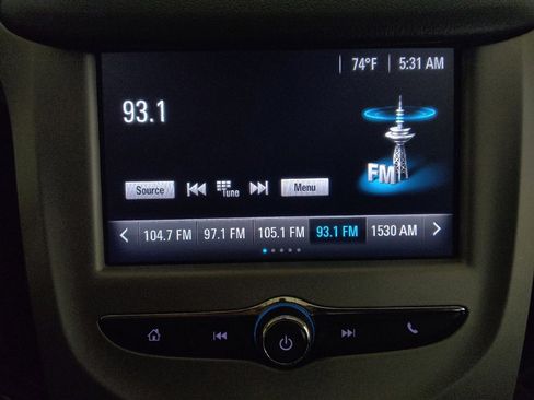 Used 2018 Chevrolet Cruze LS FWD image 25