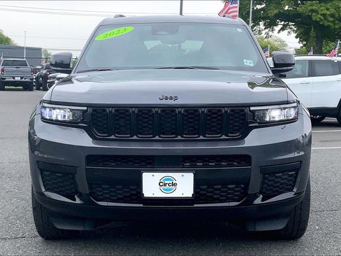 Certified 2023 Jeep Grand Cherokee L Altitude AWD/4WD image 3