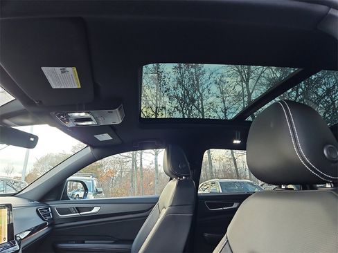 New 2026 Volkswagen Atlas Cross Sport SEL image 8