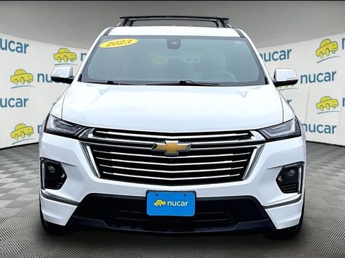 Used 2023 Chevrolet Traverse Premier image 2