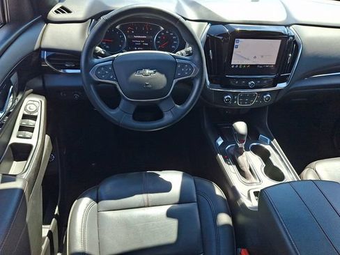 Certified 2023 Chevrolet Traverse RS AWD/4WD image 12