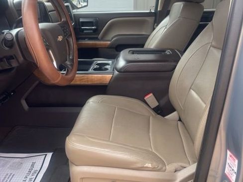 Used 2017 Chevrolet Silverado 1500 LTZ w/ Texas Edition image 11