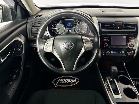 Used 2014 Nissan Altima 2.5 SV FWD image 20