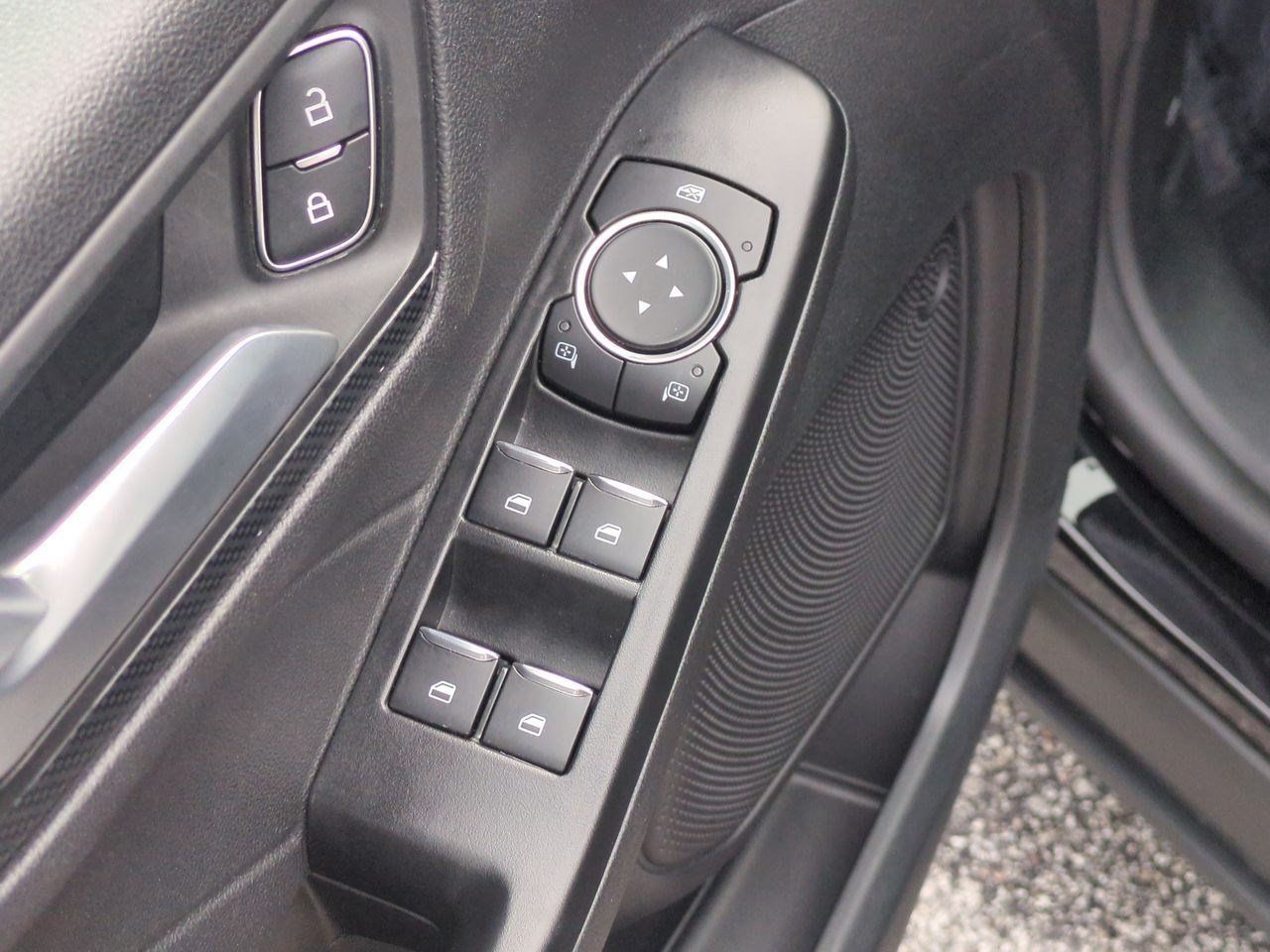 Used 2025 Ford Escape ST-Line Select AWD/4WD image 15