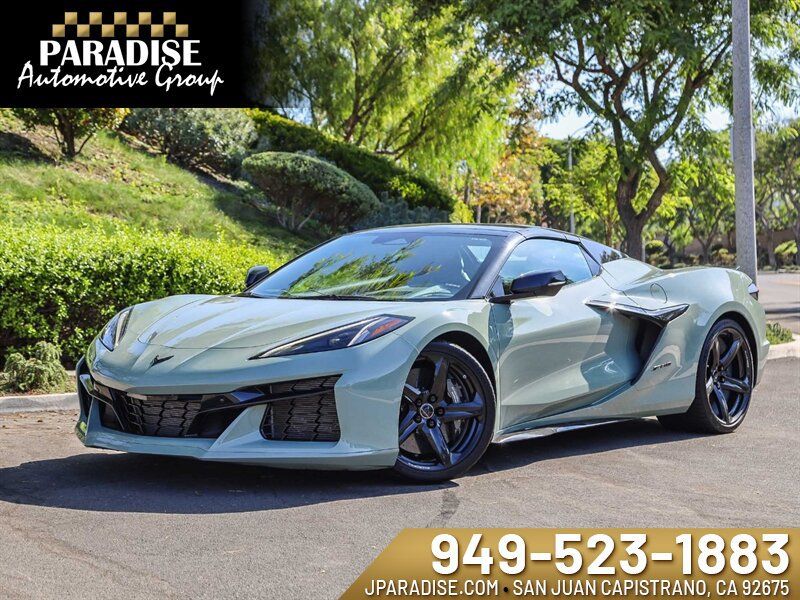 Used 2024 Chevrolet Corvette Z06 RWD image 1