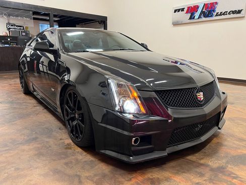 Used 2013 Cadillac CTS V image 3