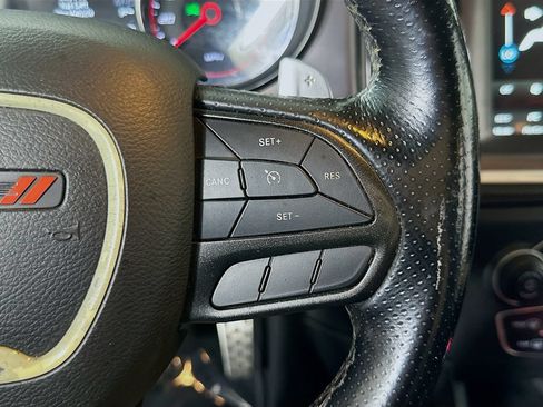 Used 2022 Dodge Charger R/T w/ Plus Group RWD image 21