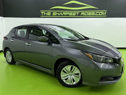 Used 2025 Nissan Leaf S FWD image 1