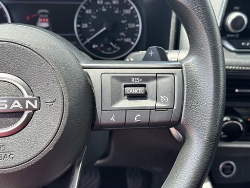 Used 2023 Nissan Rogue S FWD image 24