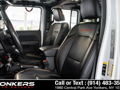 Used 2023 Jeep Wrangler Unlimited Rubicon w/ LED Lighting Group AWD/4WD image 36