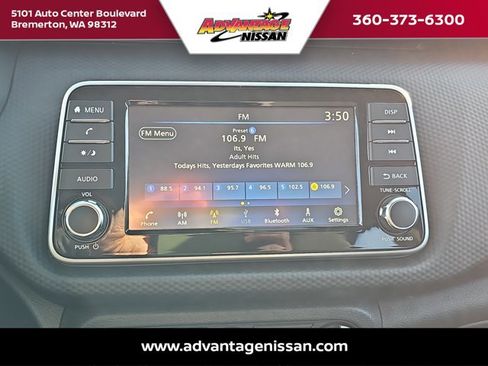 Used 2024 Nissan Kicks S image 12