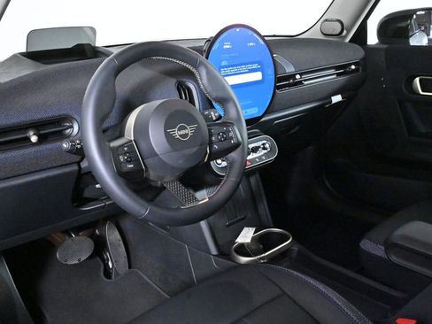 Certified 2025 MINI Cooper S FWD image 11