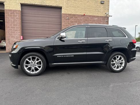 Used 2014 Jeep Grand Cherokee Summit image 3