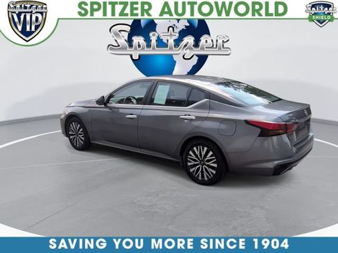 Used 2024 Nissan Altima 2.5 SV FWD image 8