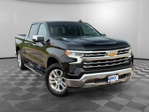 Used 2023 Chevrolet Silverado 1500 LTZ w/ Technology Package AWD/4WD image 5