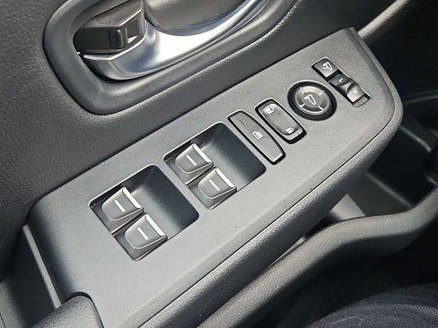 Certified 2025 Honda Pilot TrailSport image 25