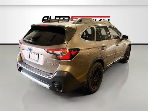 Used 2021 Subaru Outback Limited XT image 7