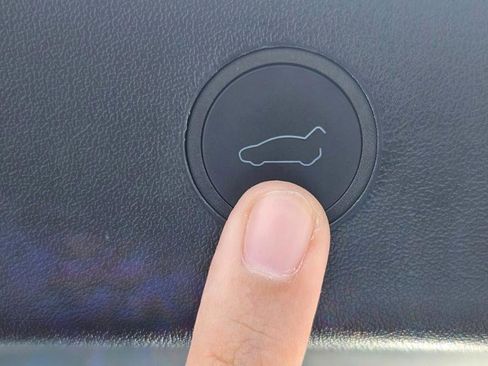 Used 2022 Tesla Model 3 RWD image 70