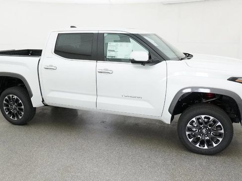 New 2026 Toyota Tundra Limited AWD/4WD image 15