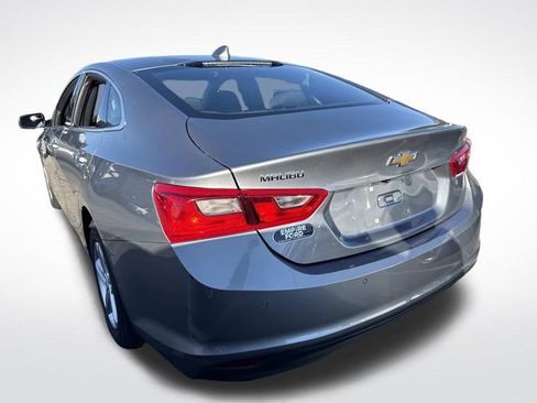 Used 2024 Chevrolet Malibu LT image 3