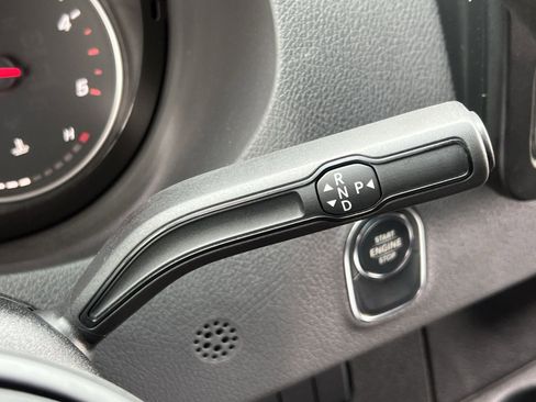 Used 2024 Mercedes-Benz Sprinter 2500 image 20