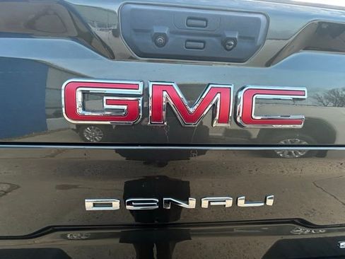 Used 2022 GMC Sierra 3500 Denali image 33