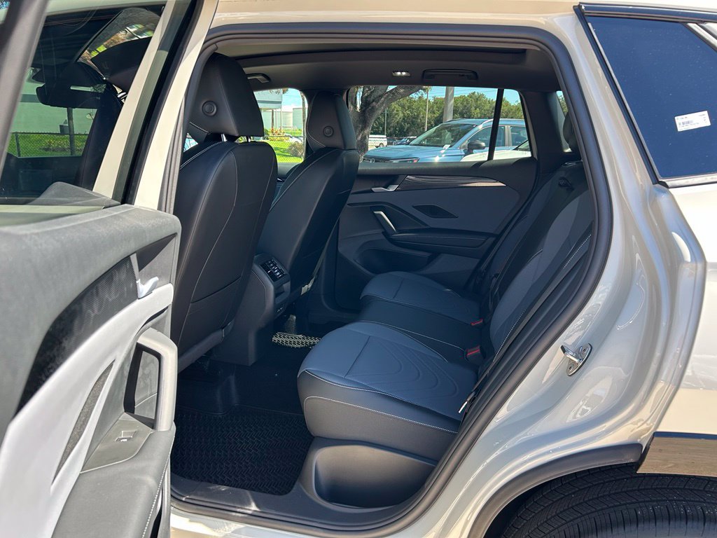 New 2026 Volkswagen Tiguan SE R-Line AWD/4WD image 47