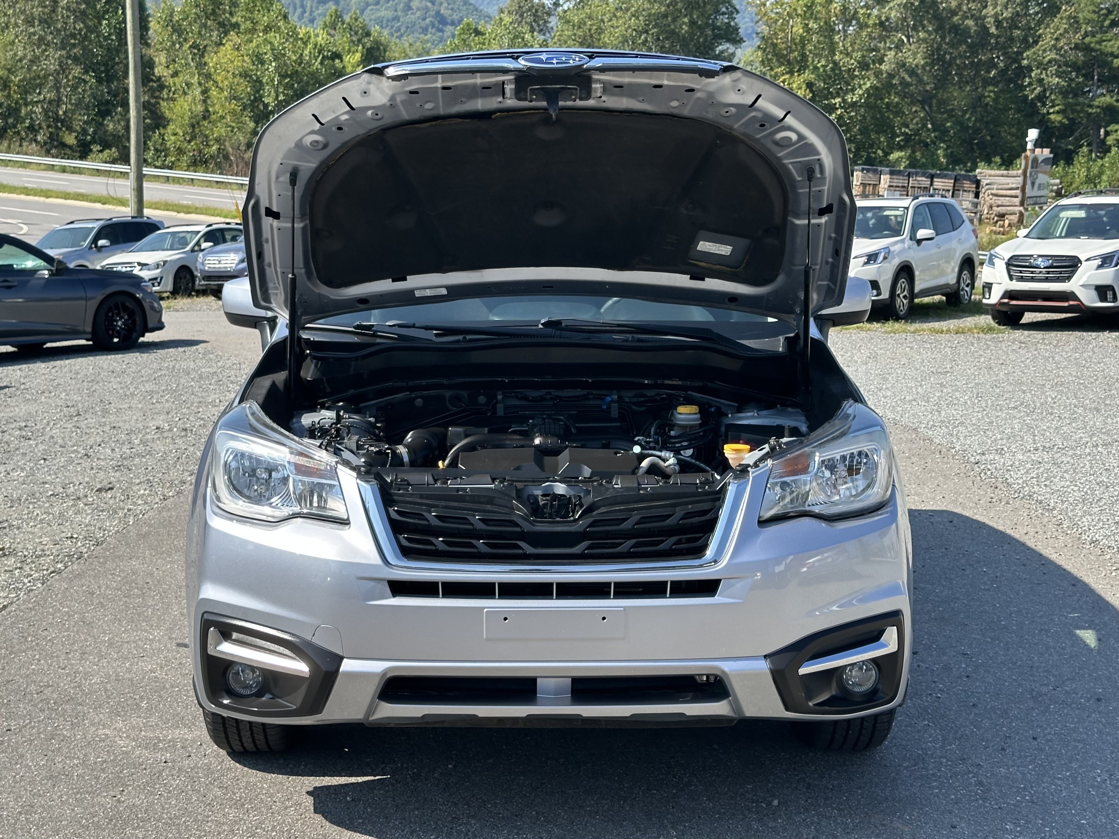 Used 2017 Subaru Forester 2.5i Premium AWD/4WD image 19