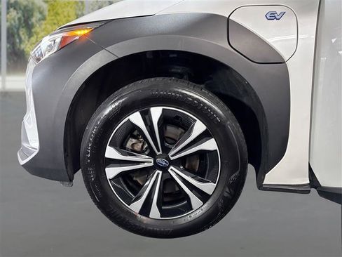 Used 2024 Subaru Solterra AWD/4WD image 18
