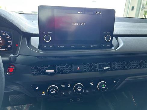 Used 2024 Honda Accord EX image 17