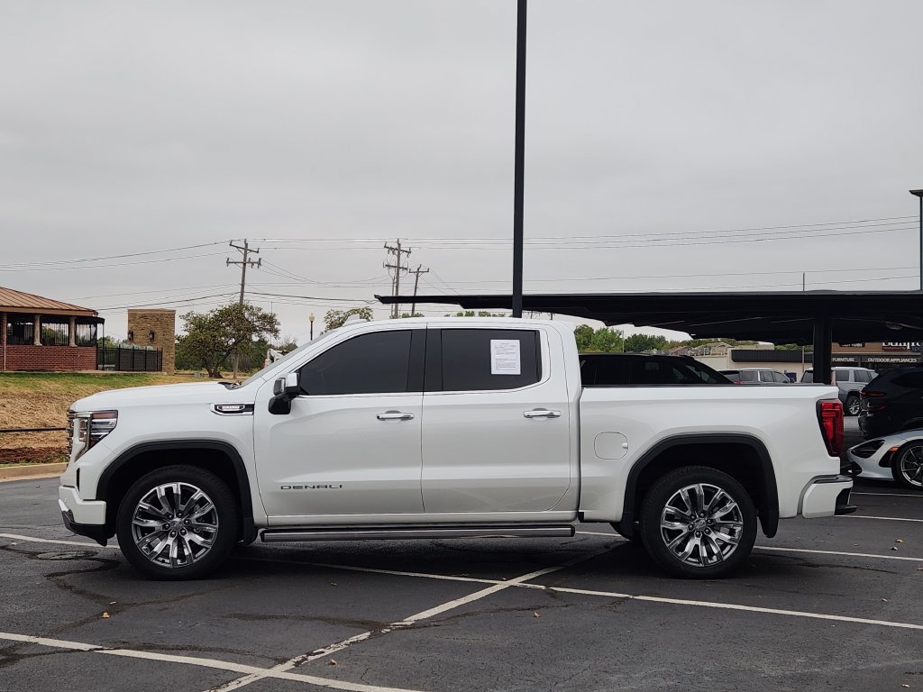 Used 2025 GMC Sierra 1500 Denali AWD/4WD image 4