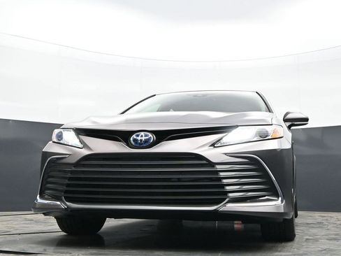 Used 2024 Toyota Camry XLE FWD image 39