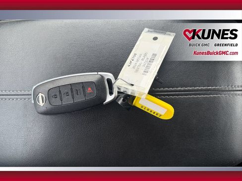Used 2024 Nissan Sentra SV FWD image 18